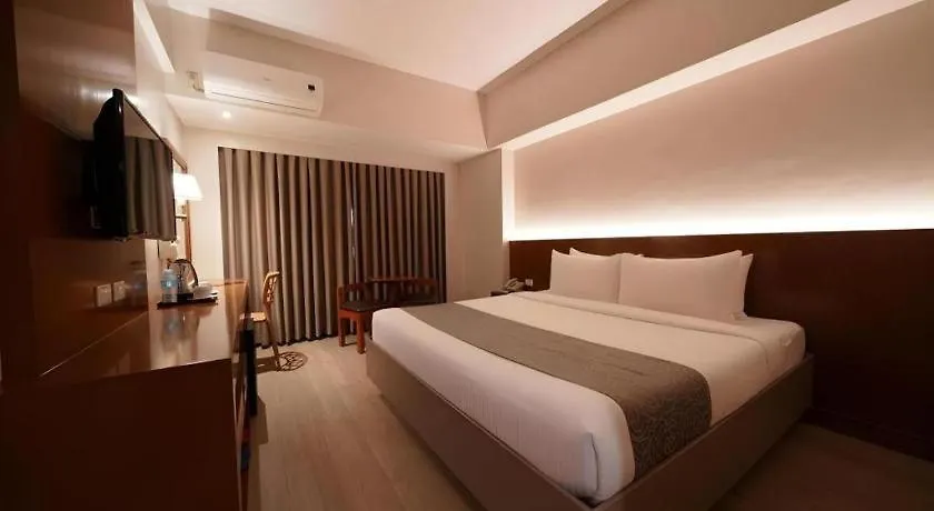 Palm Hotel Manila