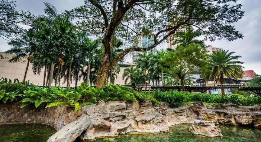 Palm Hotel Manila