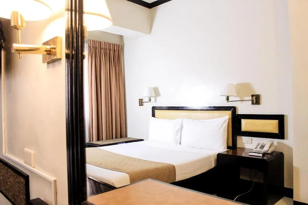 Palm Hotel Manila