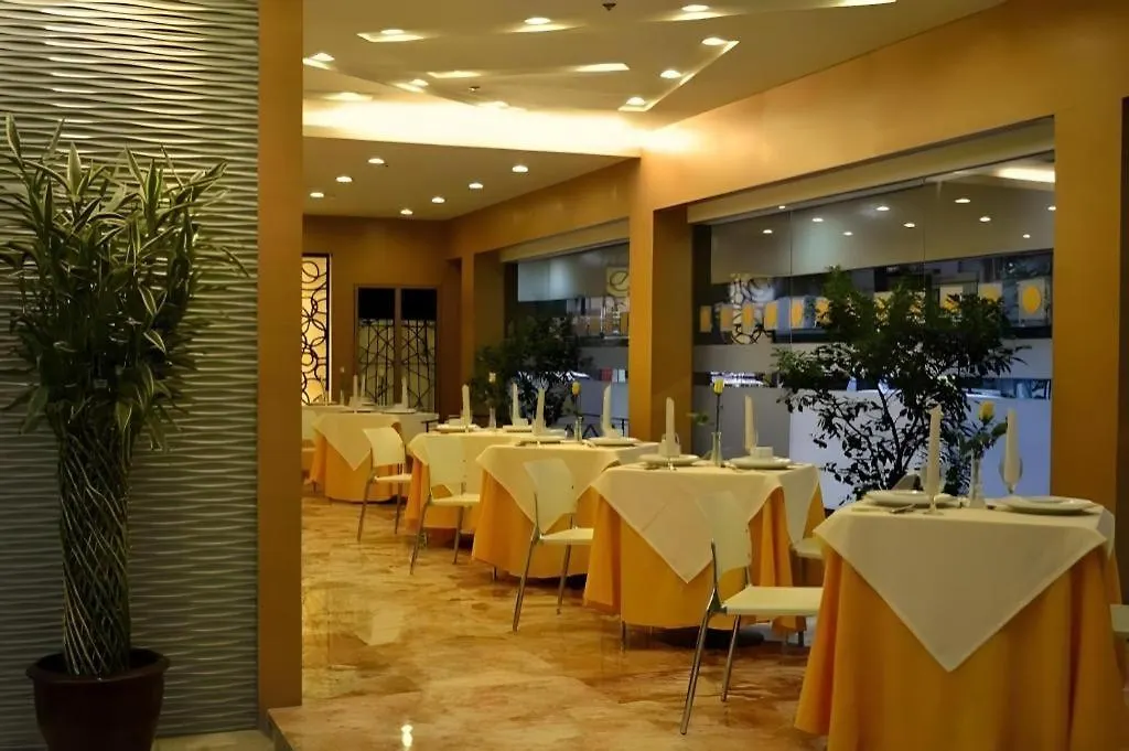 Palm Hotel Manila